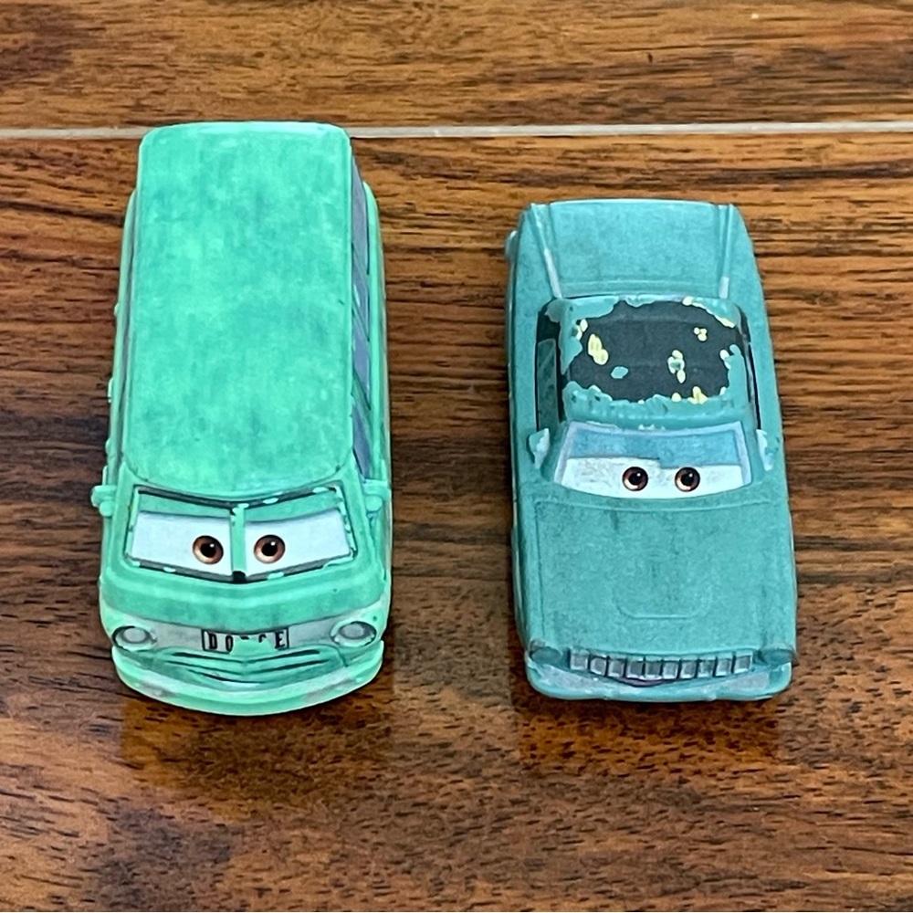 Disney Pixar Cars Rusty Rust Eze & Dusty Rust Eze - Mattel Toy Cars Set of 2